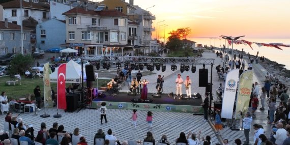 Bursa sokaklarında zeytin kokulu festival