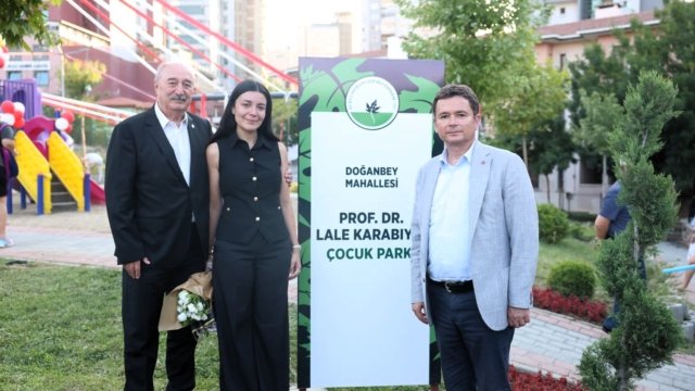 prof-dr-lale-karabiyik-cocuk-parki-acilisi-1