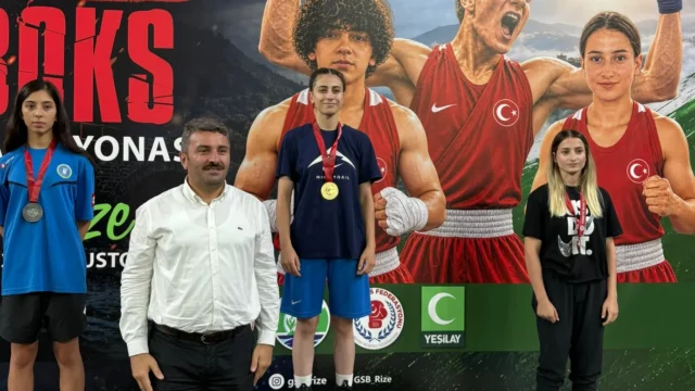 Büyükşehir Belediyesporlu Boksçulardan Önemli Başarı