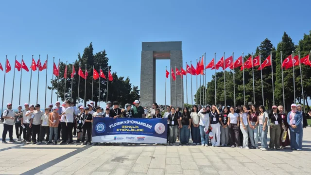 Yıldırım’dan Çanakkale’ye vefa yolculuğu: 76 genç tarihi yerinde yaşadı