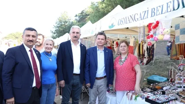 Osmangazi Kadın Girişimciler Sokağı stantları