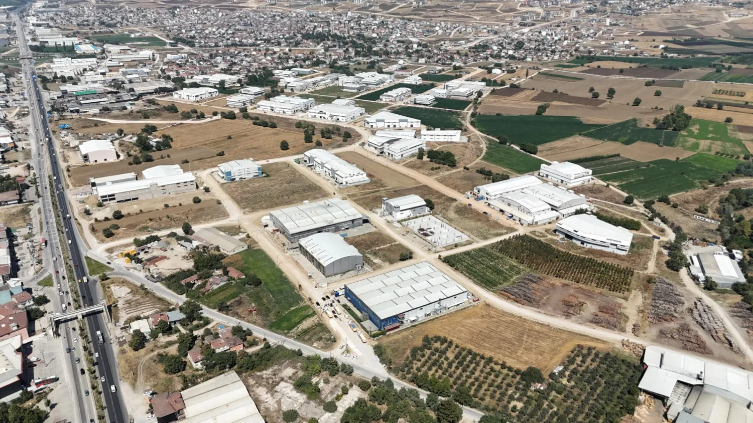 İnegöl 105 Ada yol kaplama çalışması