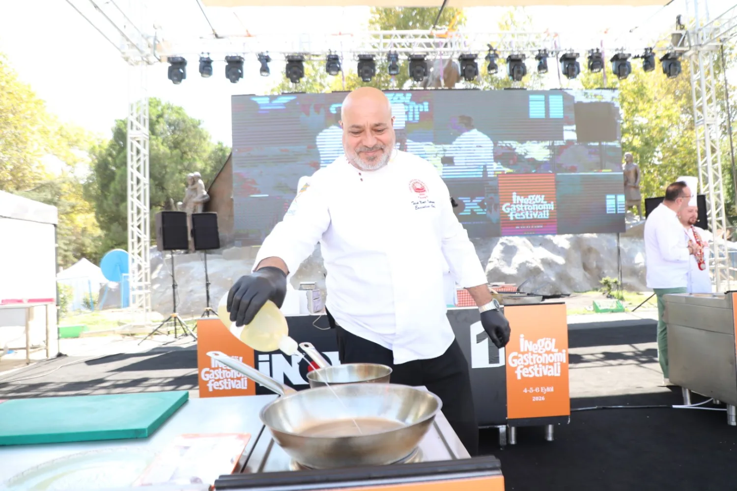 İnegöl Gastronomi Festivali’nde Şeflerden Lezzet Şovu