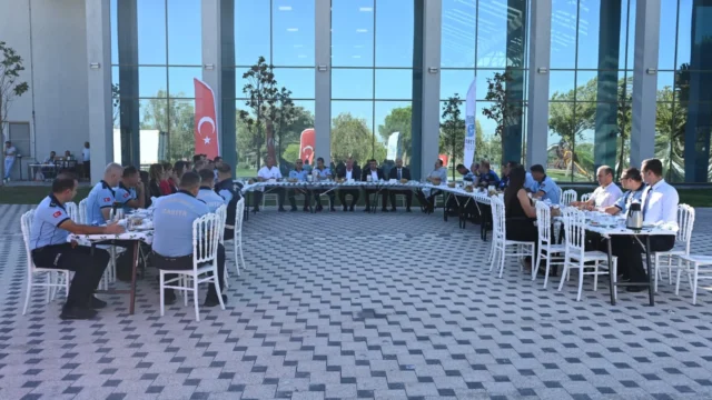 Karacabey Zabıtası’ndan esnaf ve vatandaşa çözüm odaklı hizmet