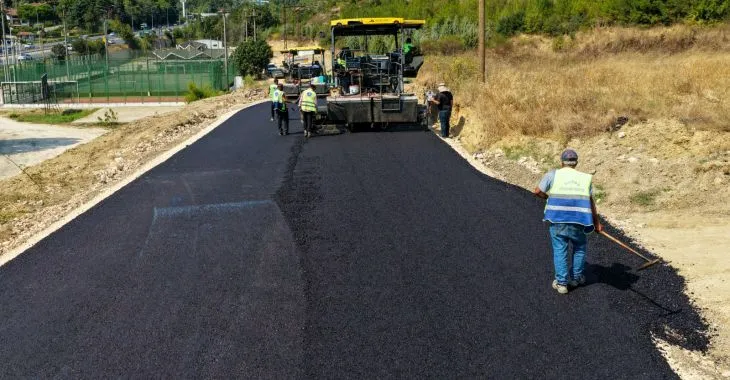 Mudanya Çağrışan Mahallesi asfalt yol çalışması