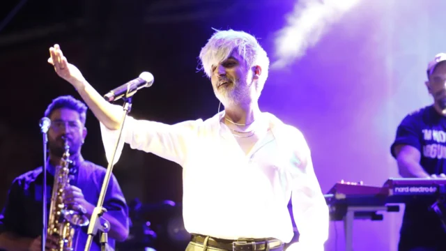 Yenişehir’de Manuş Baba konserine yoğun ilgi