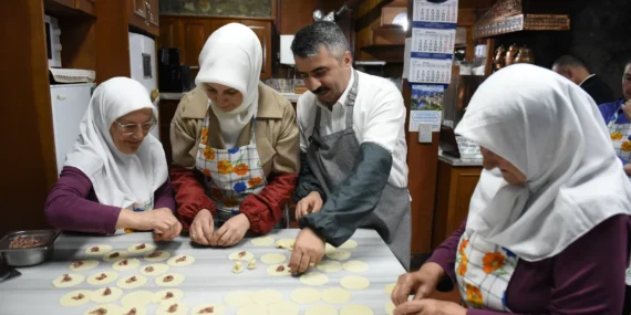 Yıldırım’da kadın emeğine destek: 15 kooperatif, 30 merkez, yeni pazarlar